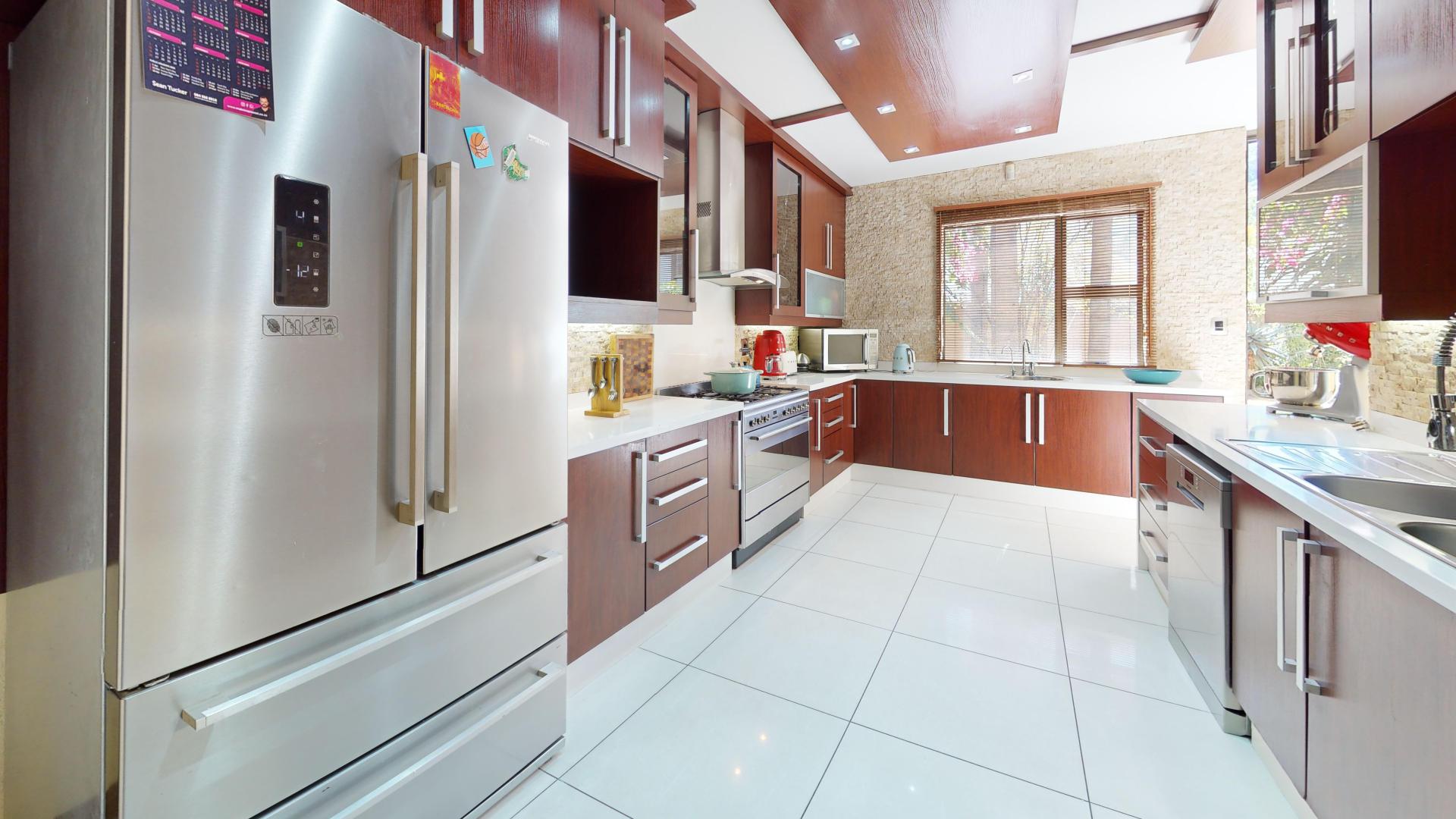  of property in Faerie Glen