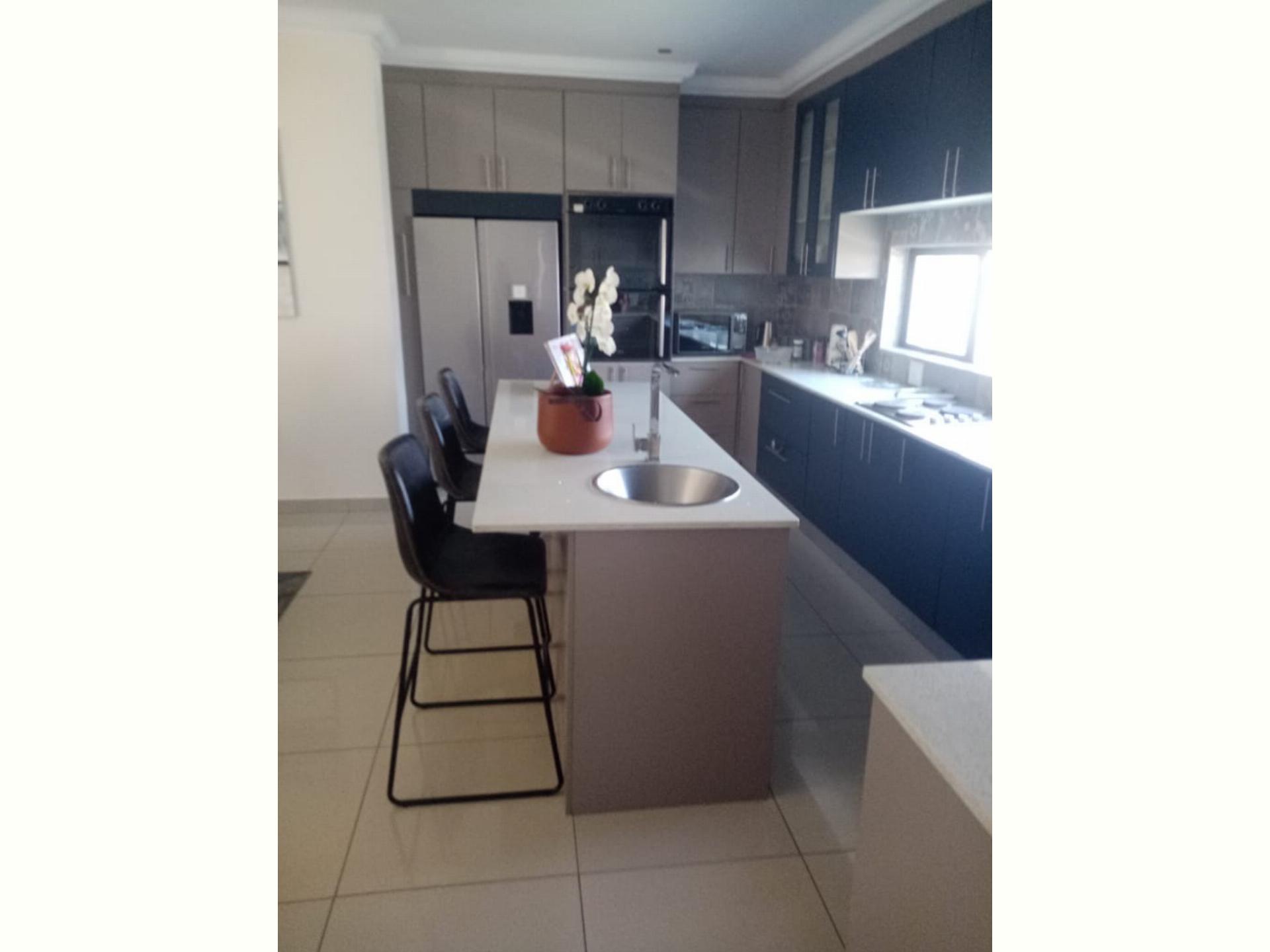  of property in Strubensvallei