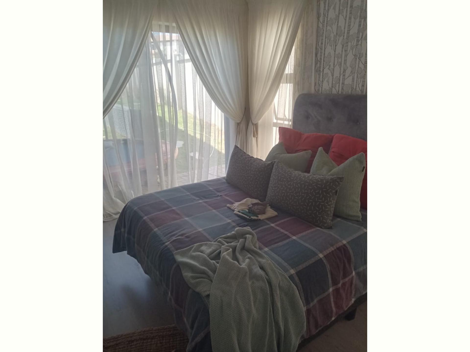  of property in Strubensvallei