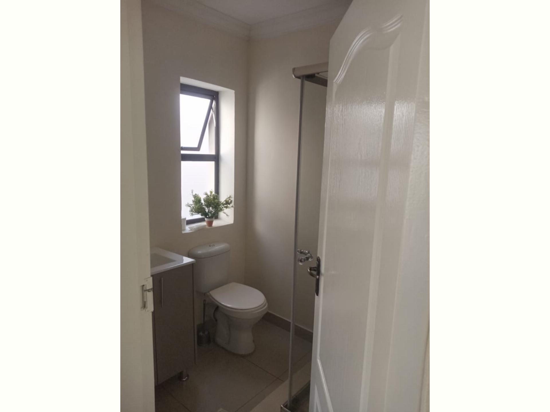  of property in Strubensvallei