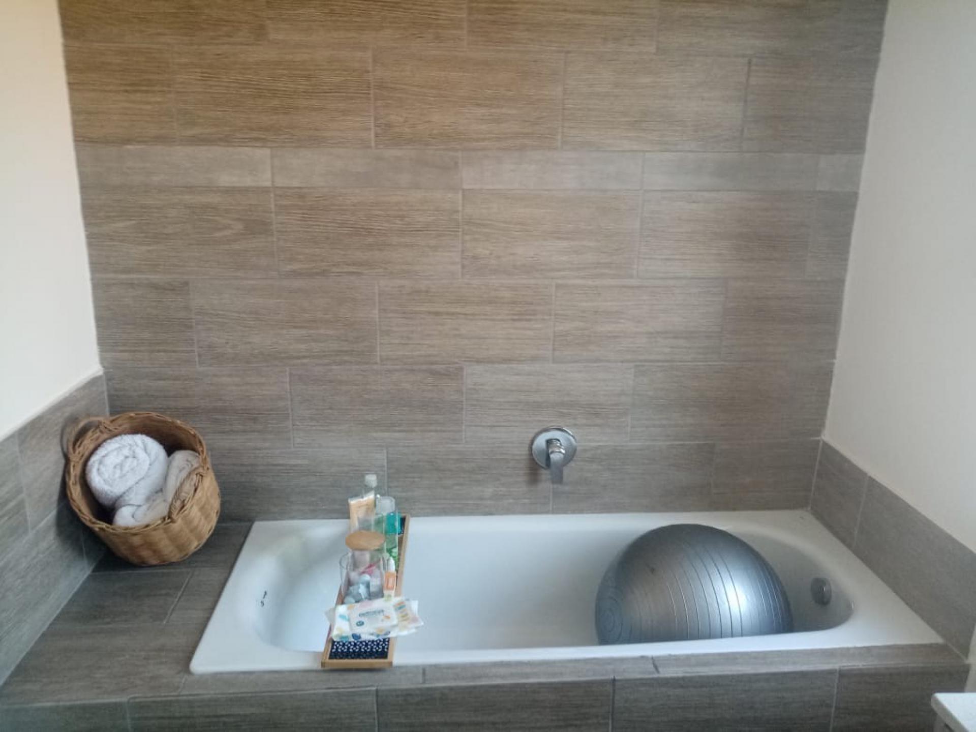  of property in Strubensvallei