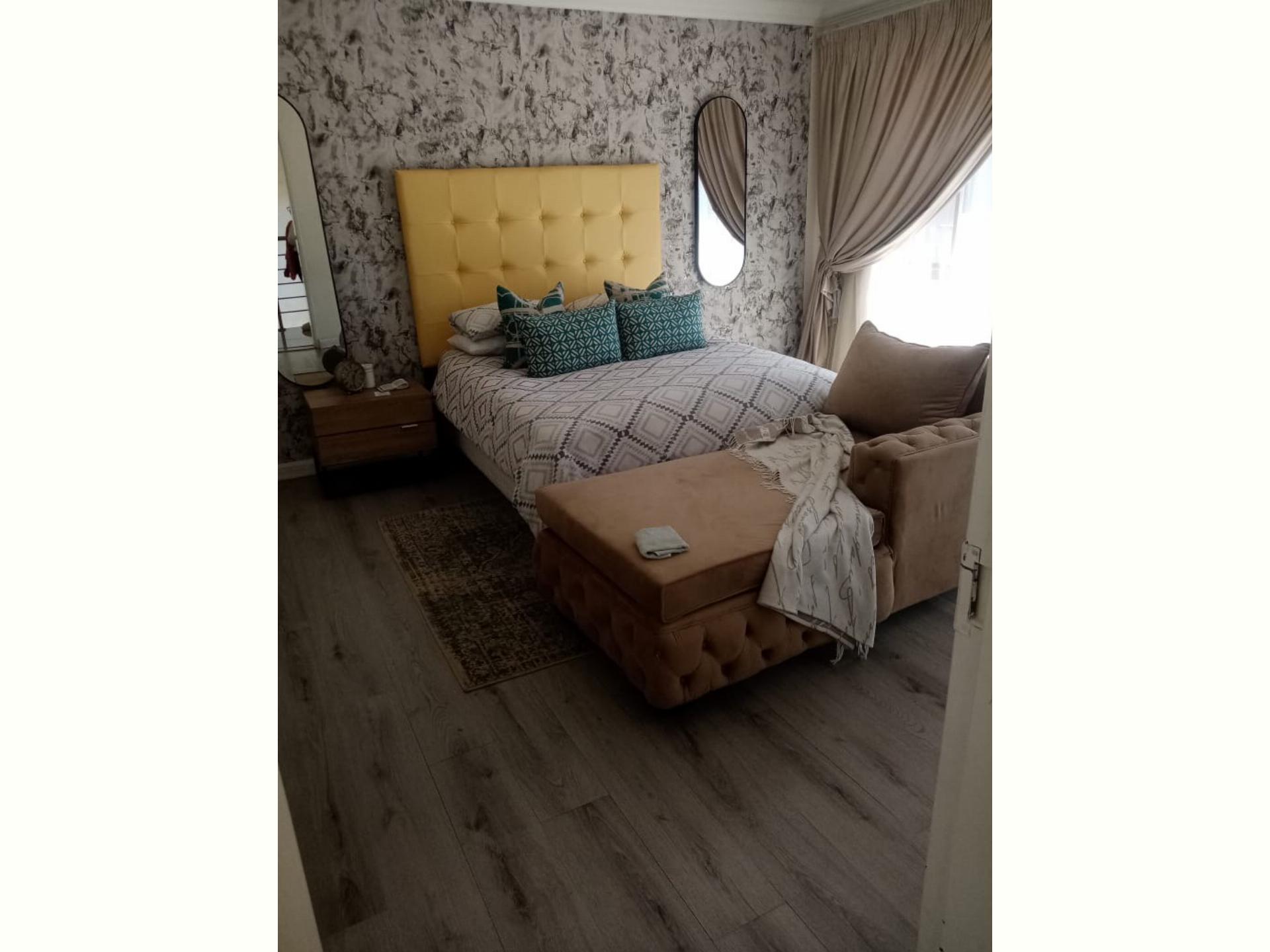  of property in Strubensvallei