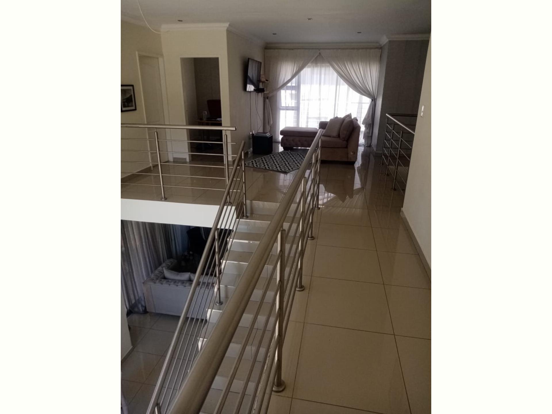  of property in Strubensvallei