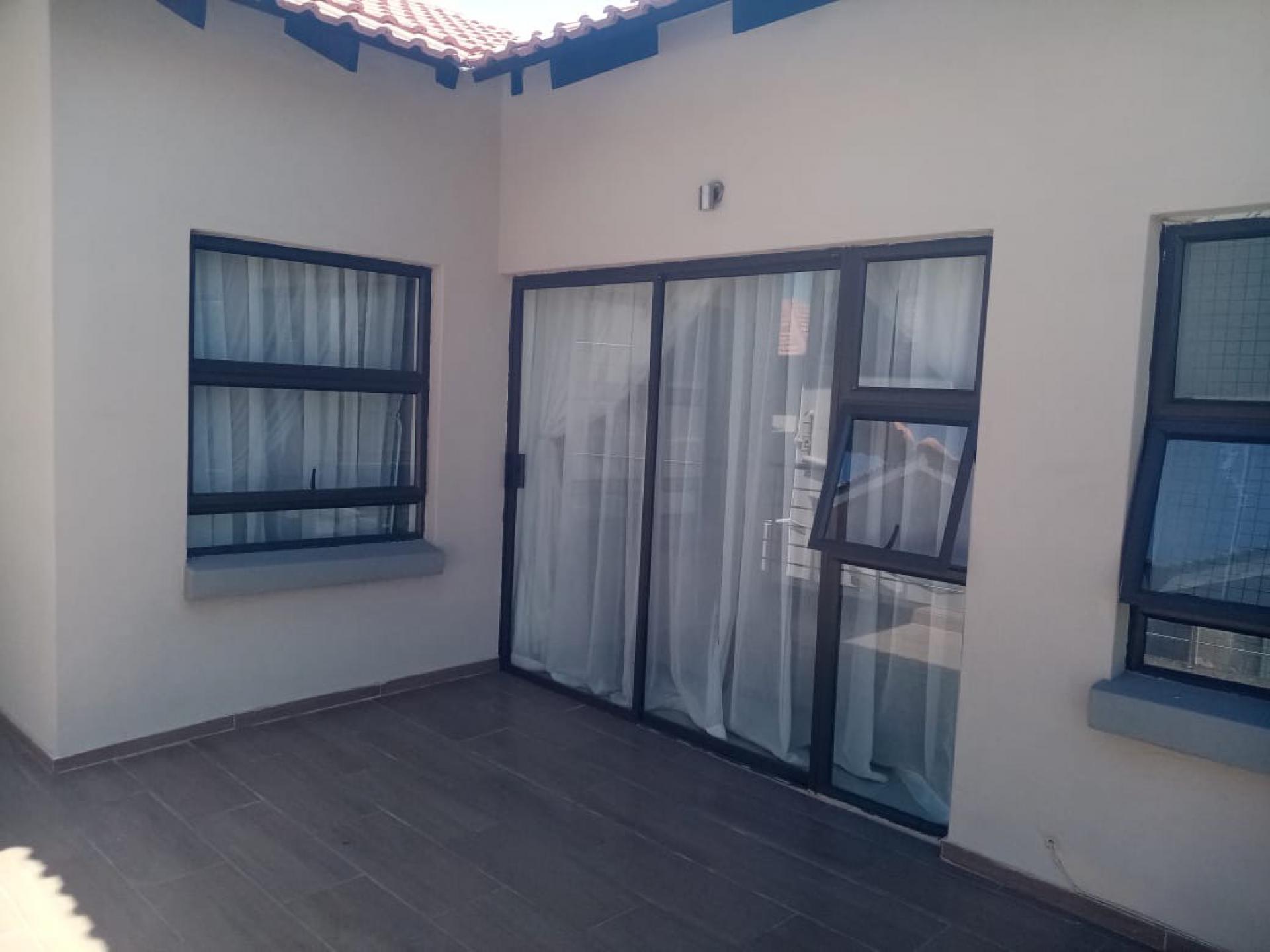  of property in Strubensvallei