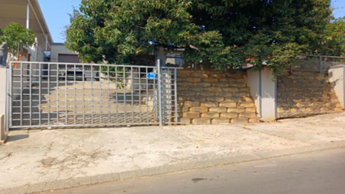 SA Home Loans Sale in Execution 3 Bedroom House for Sale in Belvedere - MR696120