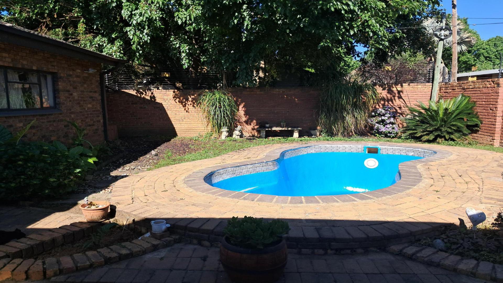 Backyard of property in Bronkhorstspruit