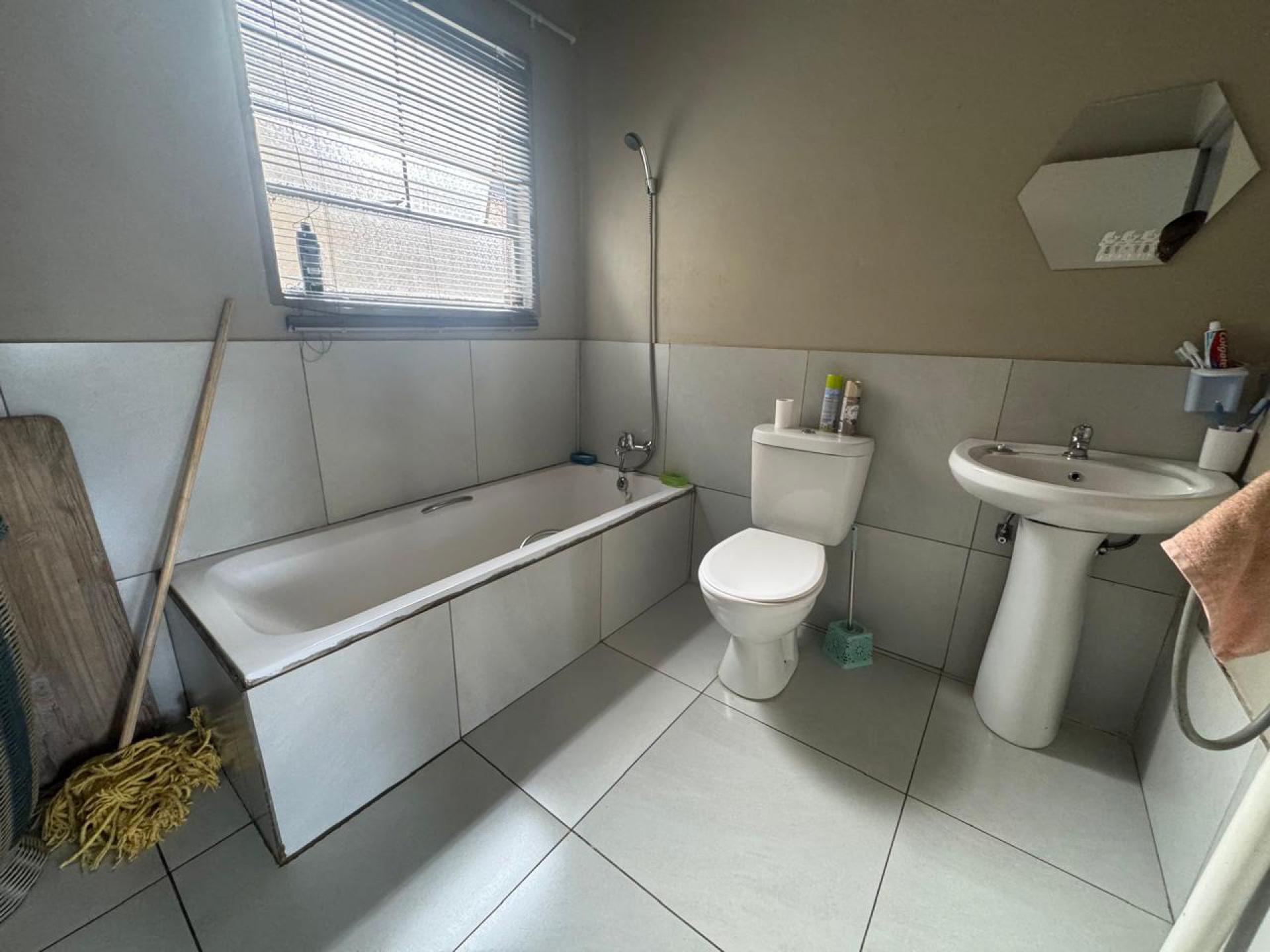  of property in Ennerdale South