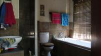 Main Bathroom - 8 square meters of property in Allen’s Nek