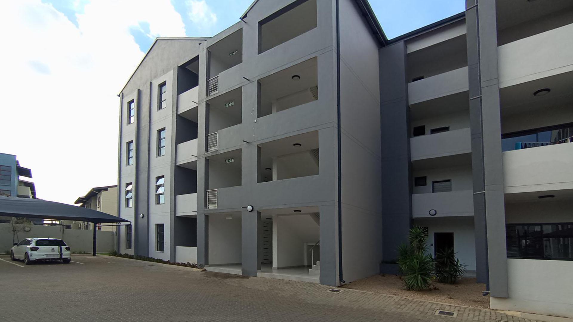 Front View of property in Midridge Park