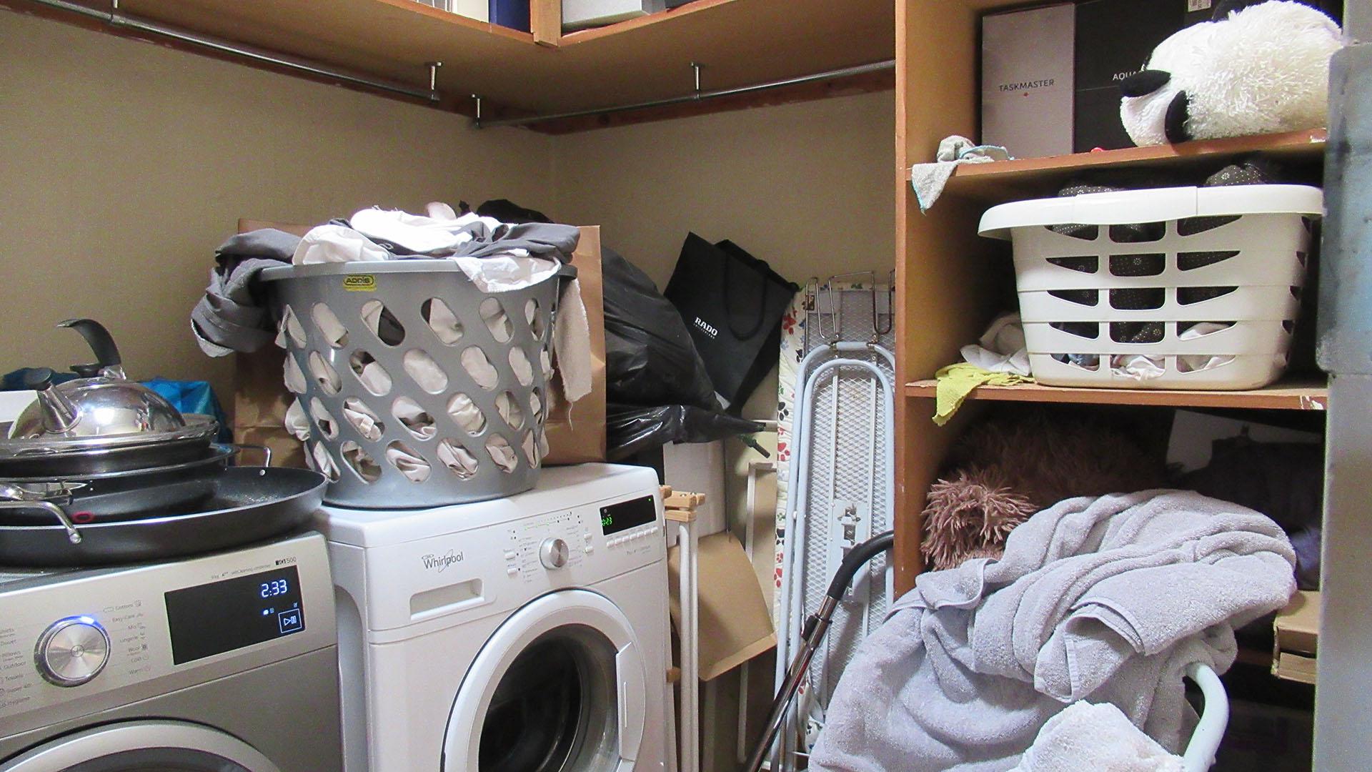 Main Bedroom - 20 square meters of property in Weltevreden Park