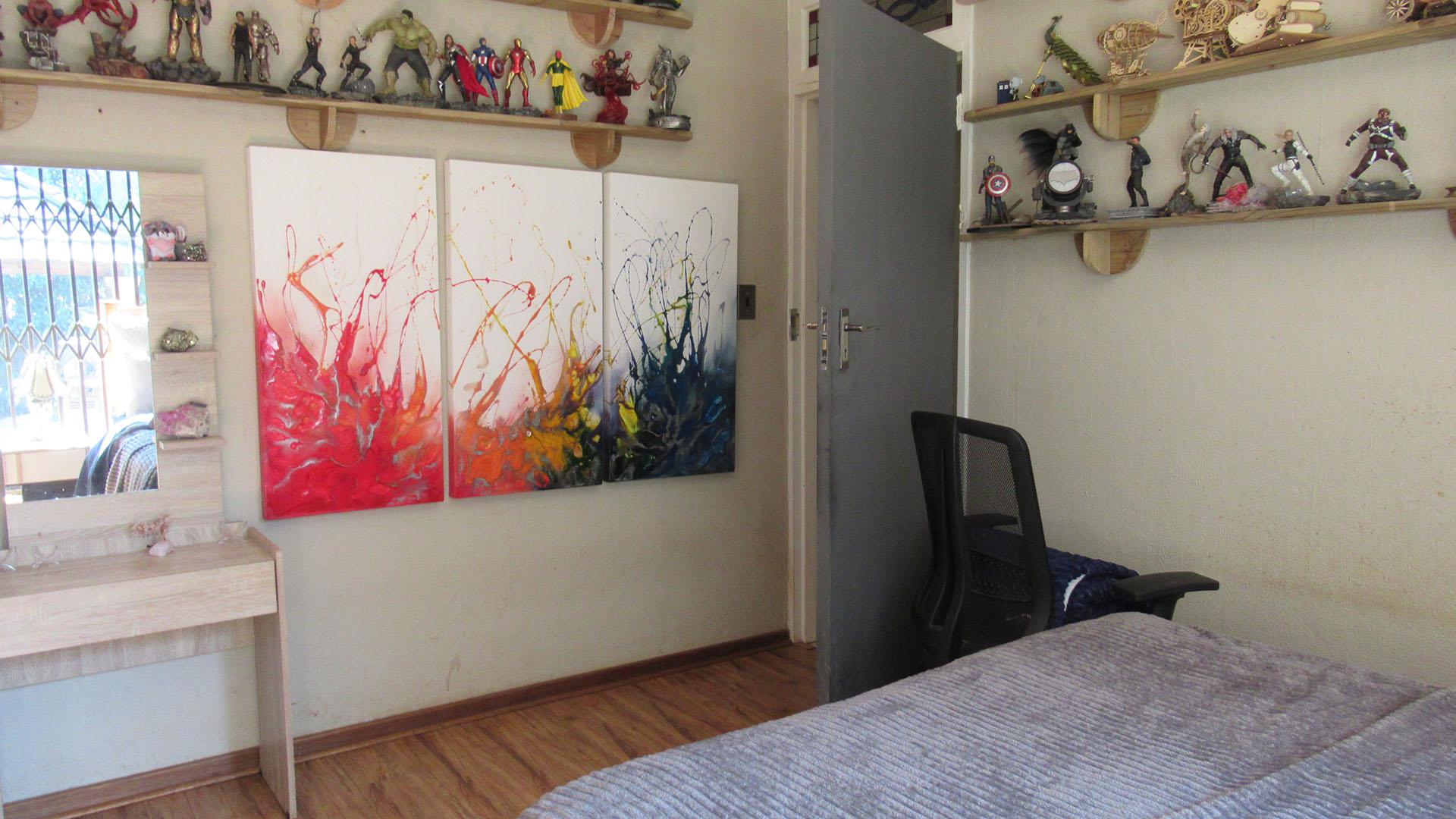 Main Bedroom - 20 square meters of property in Weltevreden Park