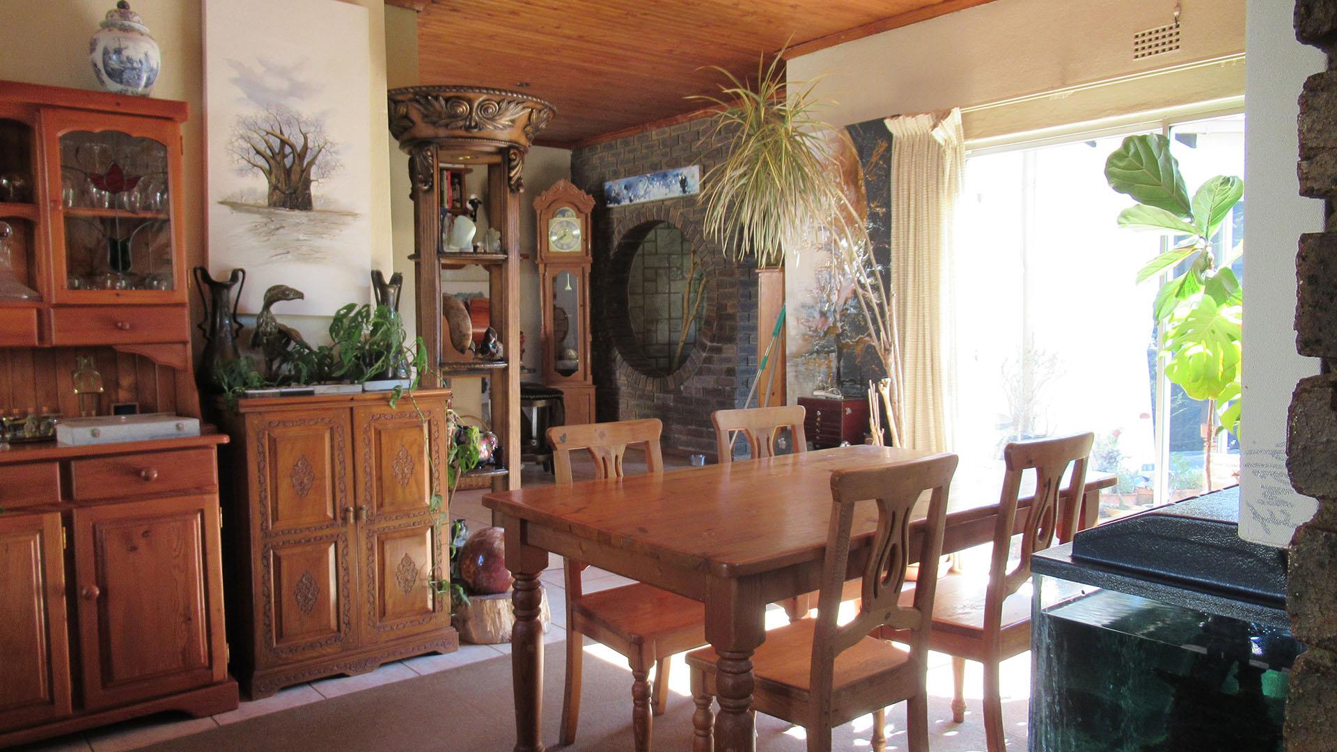 Dining Room - 20 square meters of property in Weltevreden Park