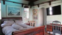 Bed Room 1 - 21 square meters of property in Weltevreden Park