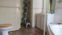 Bathroom 1 - 9 square meters of property in Weltevreden Park