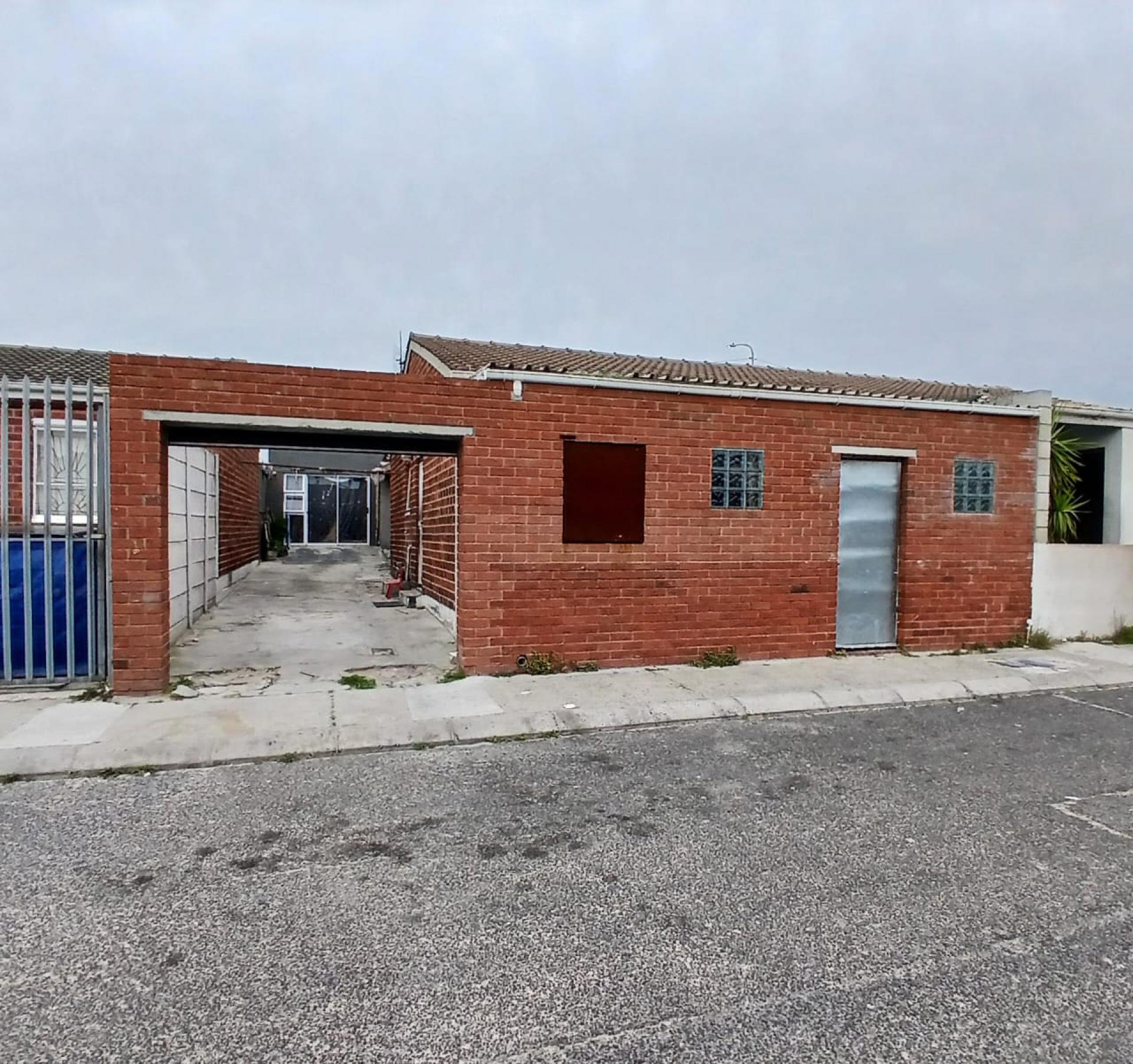  of property in Lentegeur