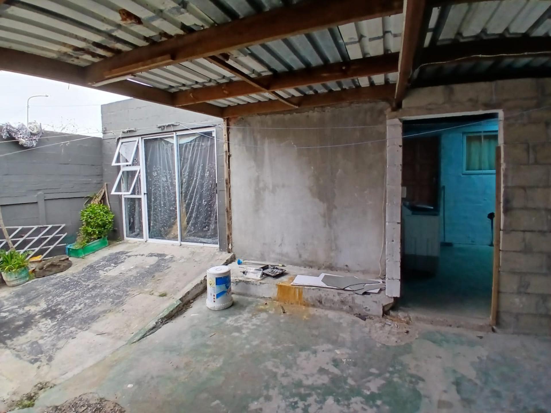  of property in Lentegeur