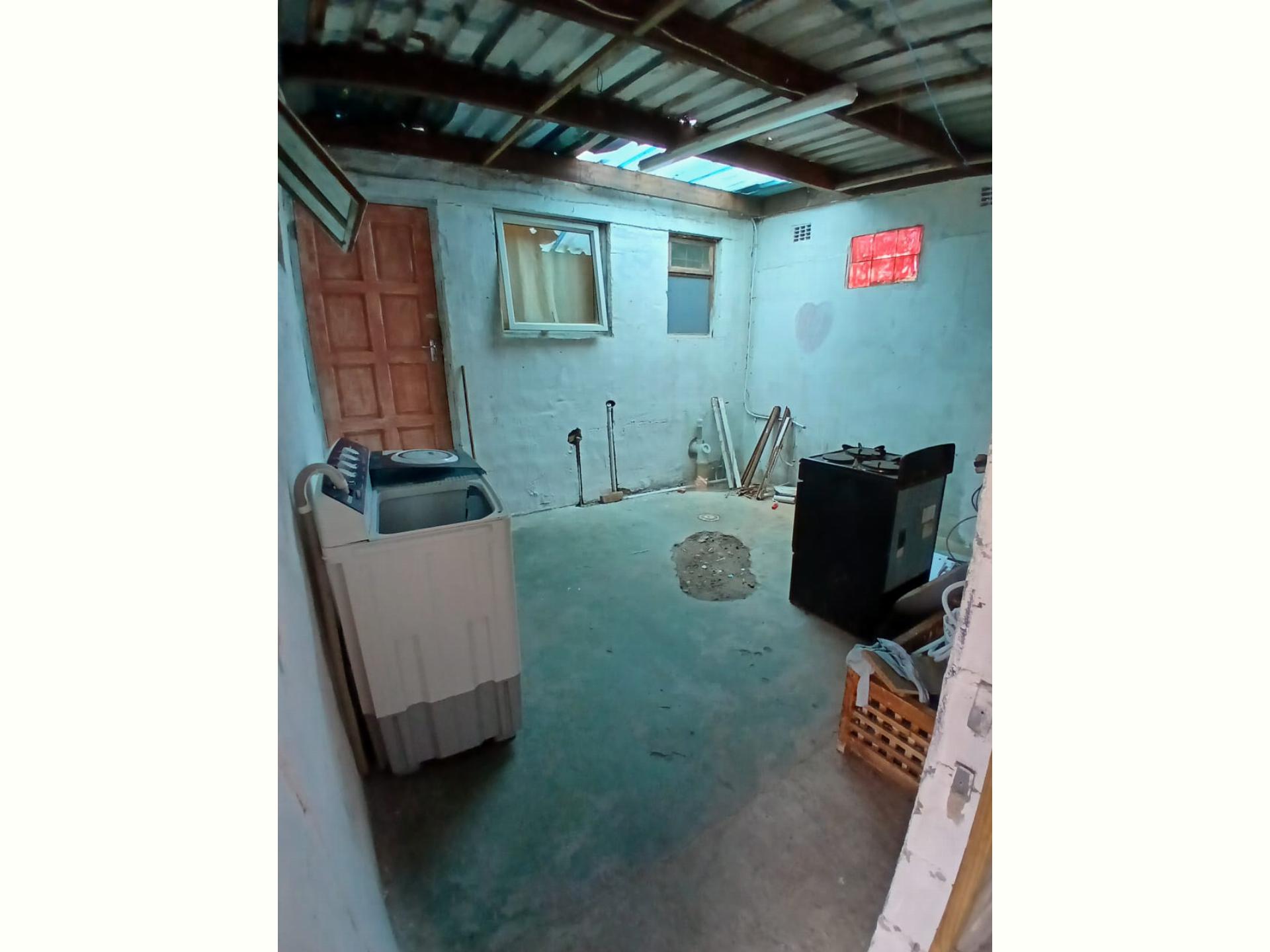  of property in Lentegeur