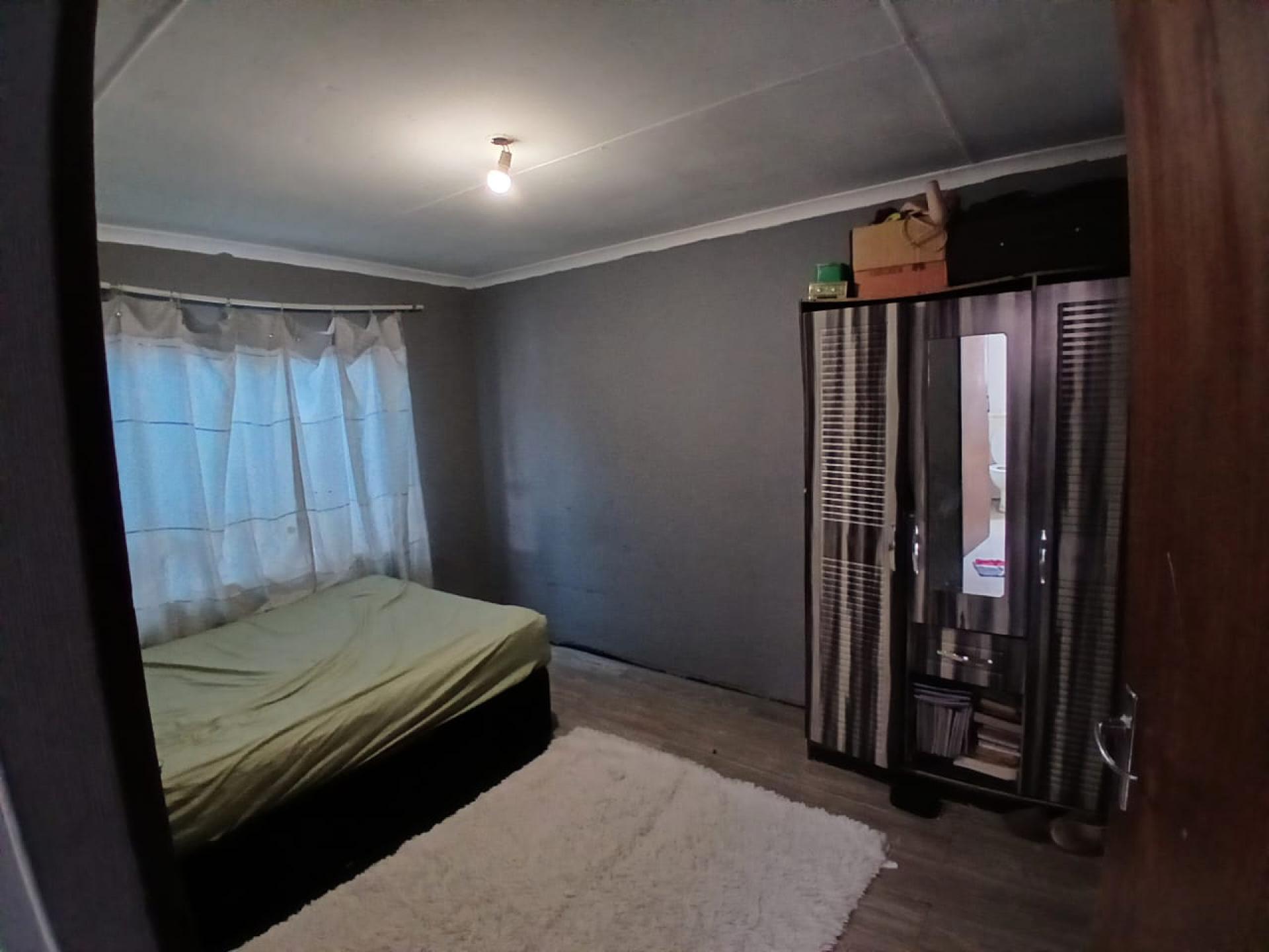  of property in Lentegeur