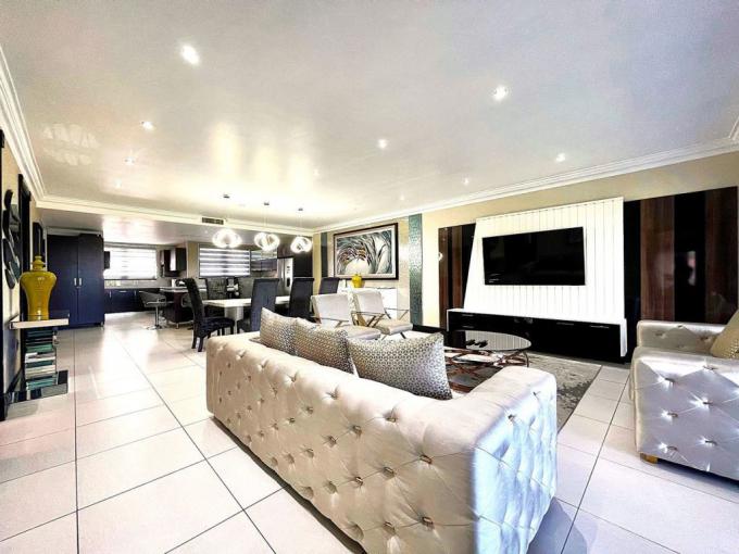 3 Bedroom Apartment for Sale For Sale in Ballitoville - MR696187
