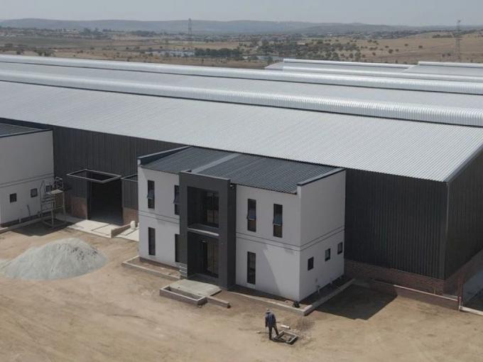 Commercial to Rent in Knoppieslaagte - Property to rent - MR696192