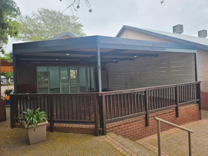 Commercial to Rent in Menlo Park - Property to rent - MR696193