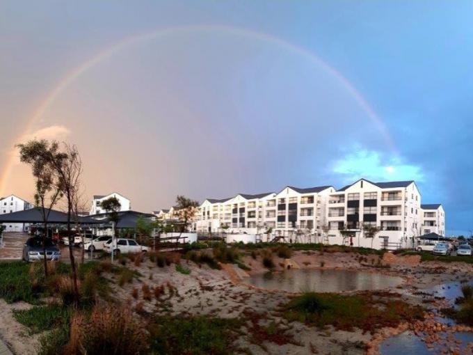 1 Bedroom Apartment for Sale For Sale in The Sandown - MR696203