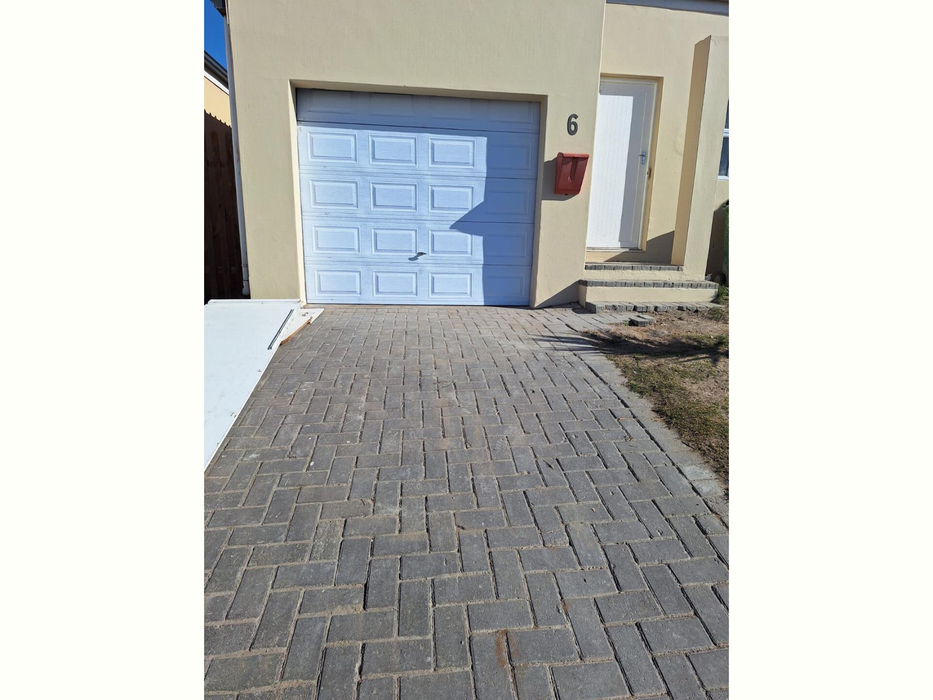  of property in Saldanha
