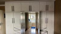 Bed Room 1 of property in Panorama Gardens