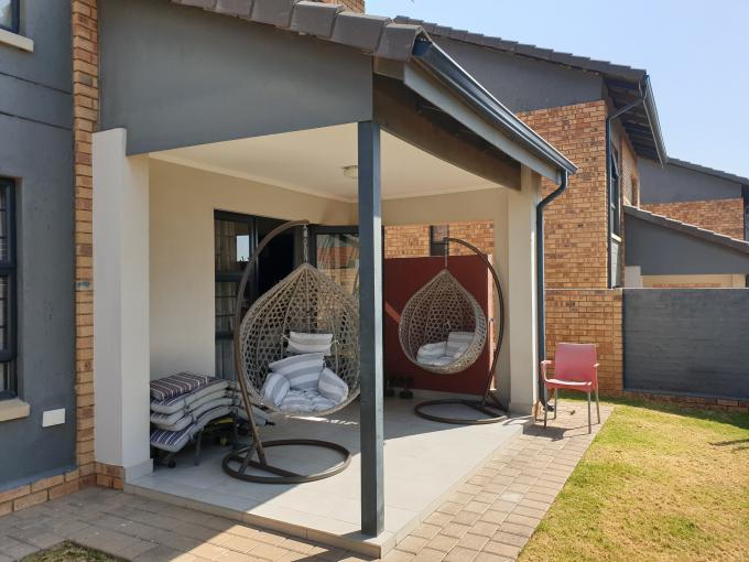 3 Bedroom Duplex for Sale For Sale in Monavoni - MR696246