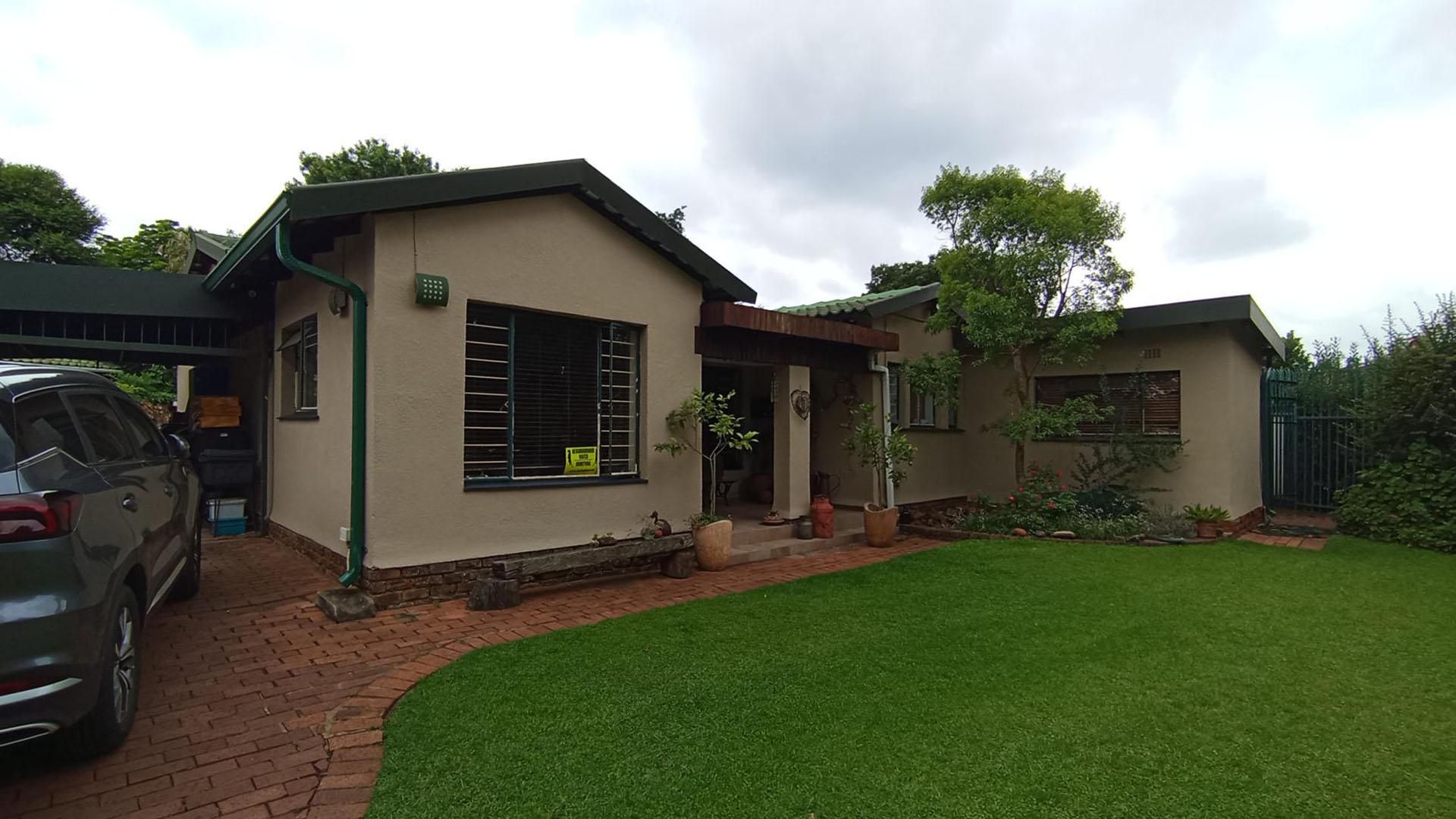 Front View of property in Doringkloof