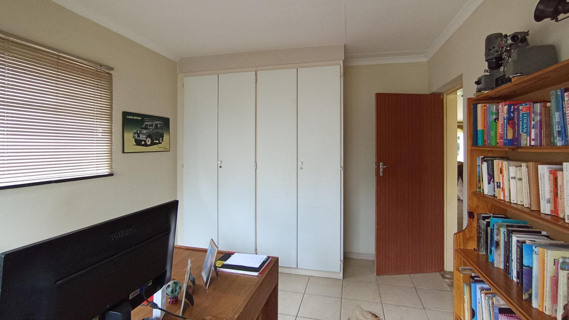 Study - 15 square meters of property in Doringkloof