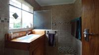 Main Bathroom - 6 square meters of property in Doringkloof