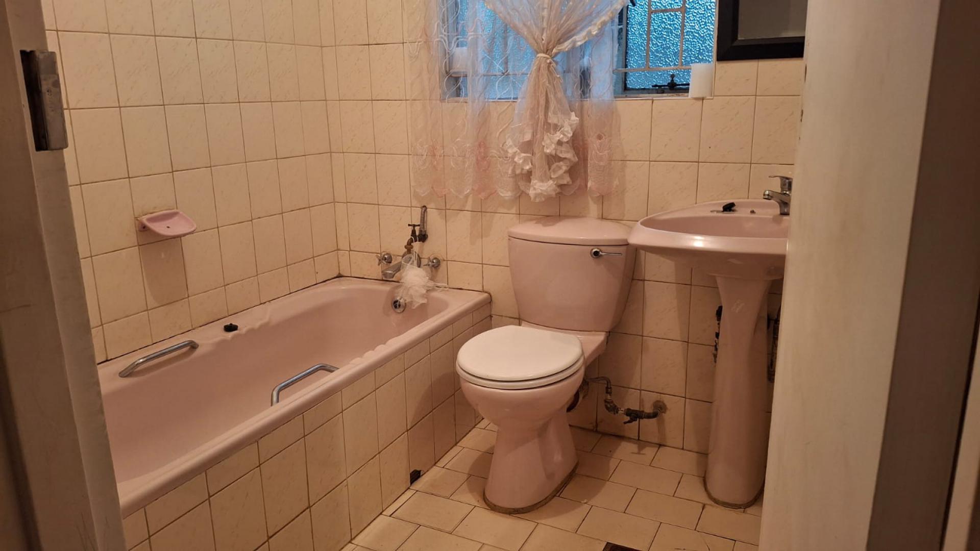  of property in Ennerdale South