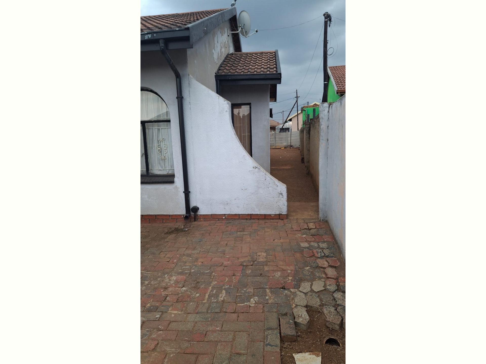  of property in Ennerdale South