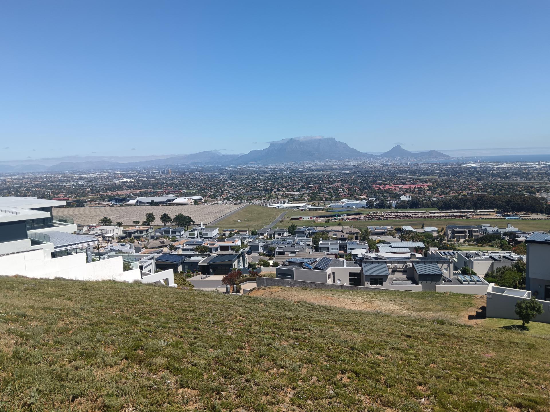  of property in Plattekloof