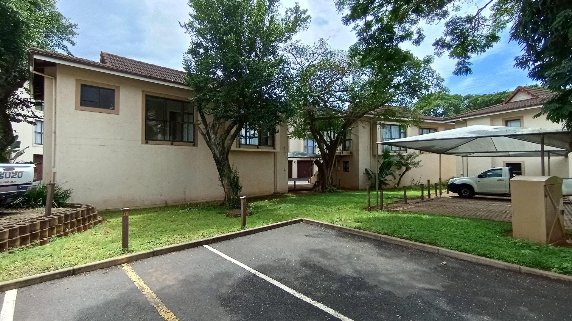 Front View of property in Illovo Beach