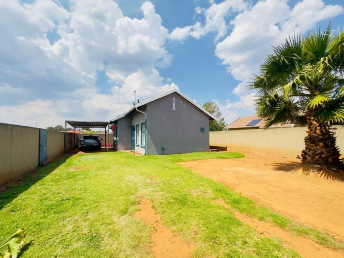 2 Bedroom House for Sale For Sale in Salfin - MR696294