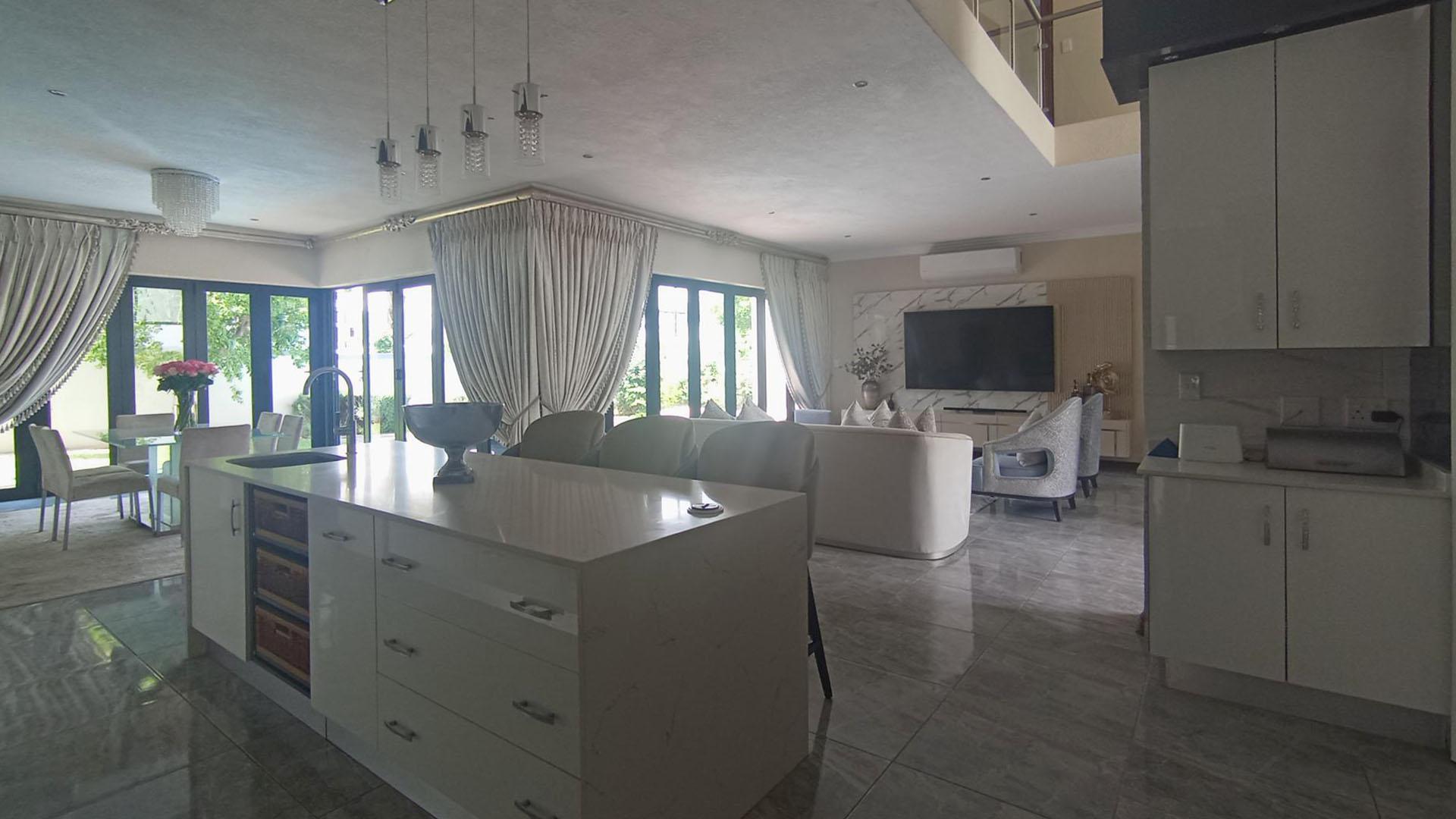 Kitchen - 31 square meters of property in Midstream Estate