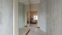 Main Bedroom - 38 square meters of property in Midstream Estate