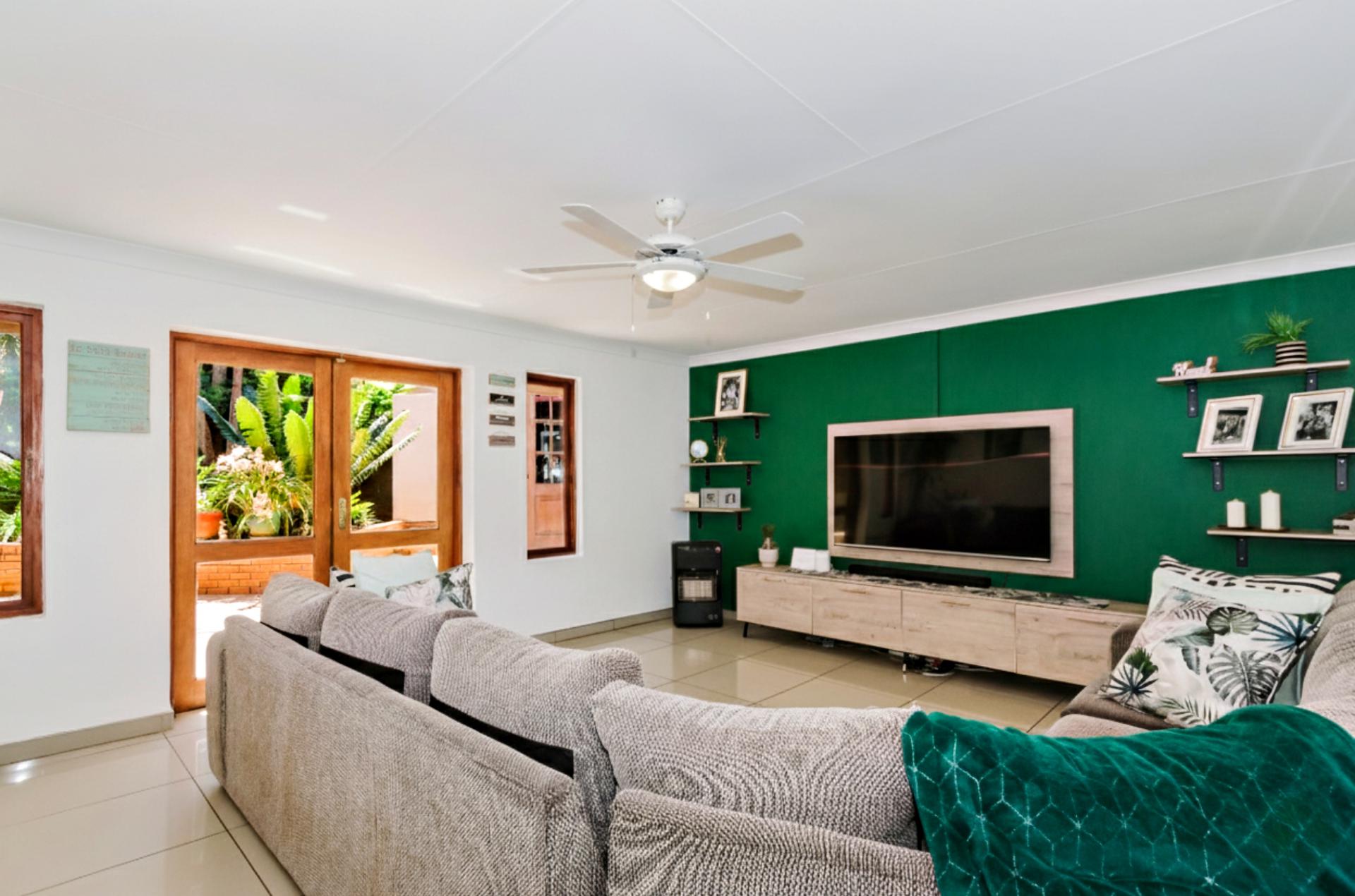  of property in Van Riebeeckpark