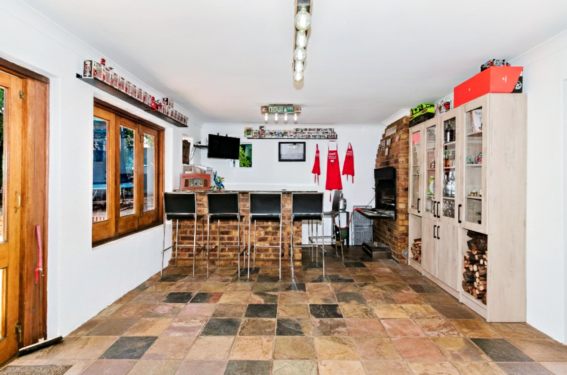  of property in Van Riebeeckpark