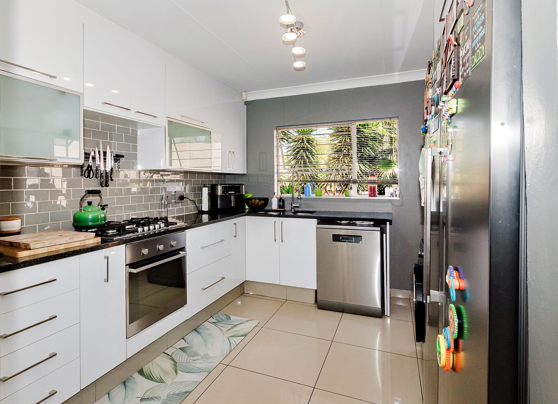  of property in Van Riebeeckpark