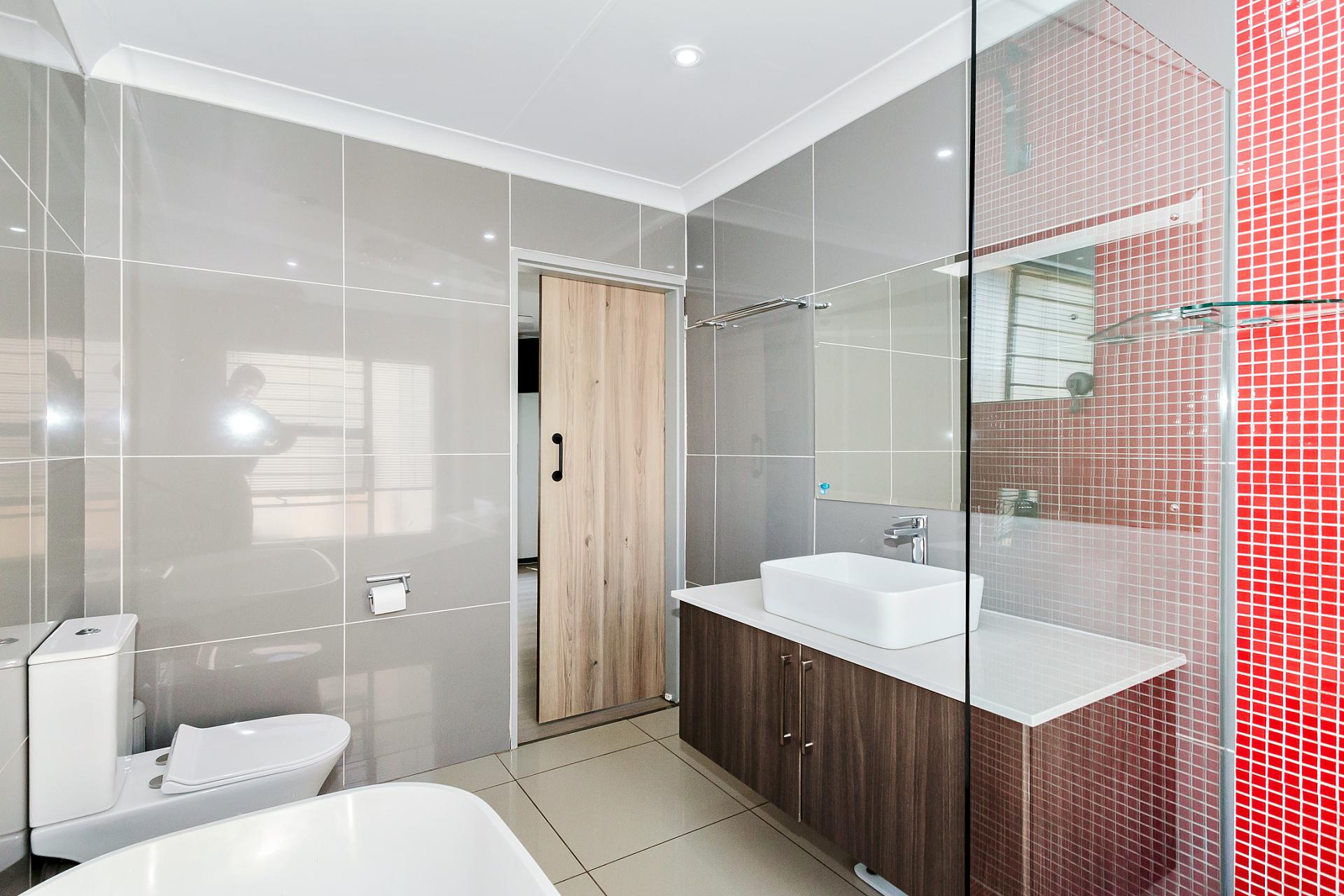  of property in Van Riebeeckpark