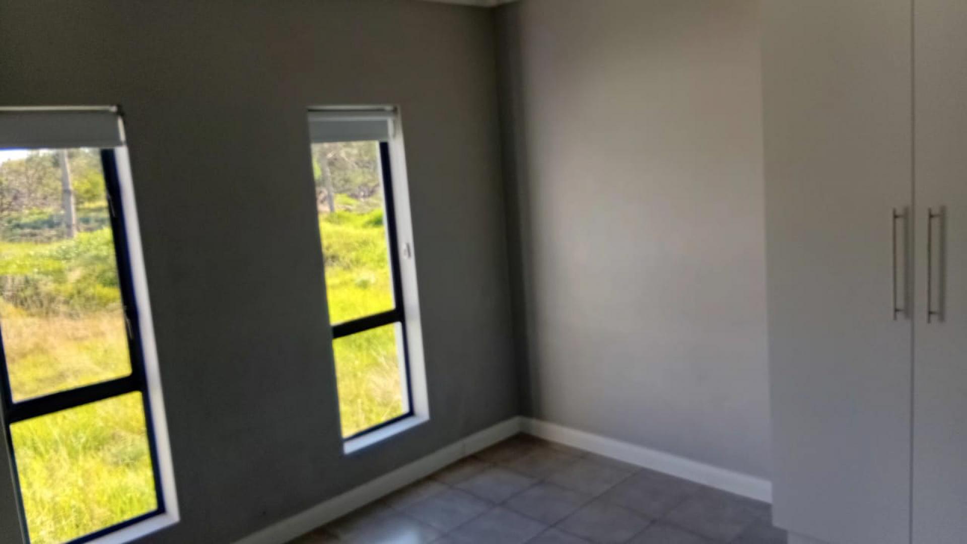 Bed Room 1 of property in Wedgewood Golf Estate