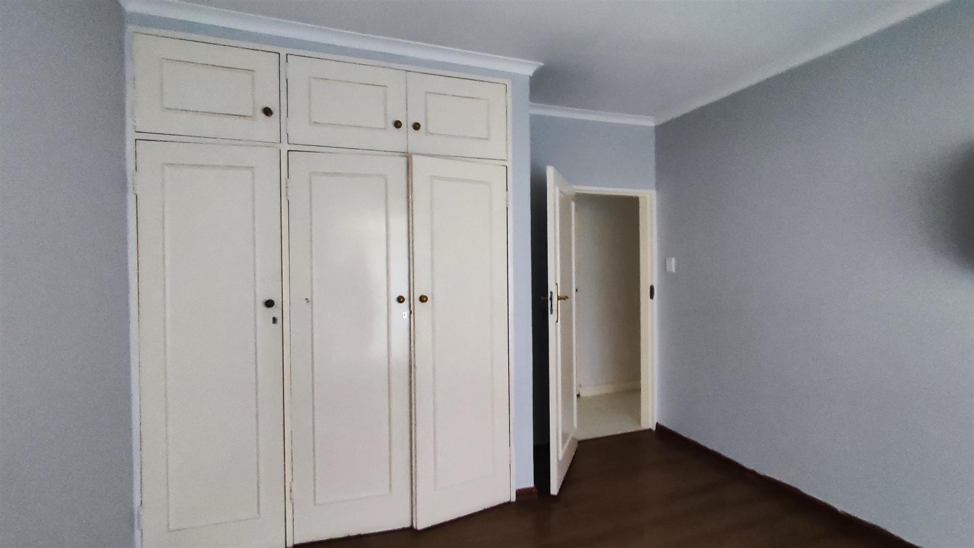 Bed Room 3 - 17 square meters of property in Kleve Hill Park