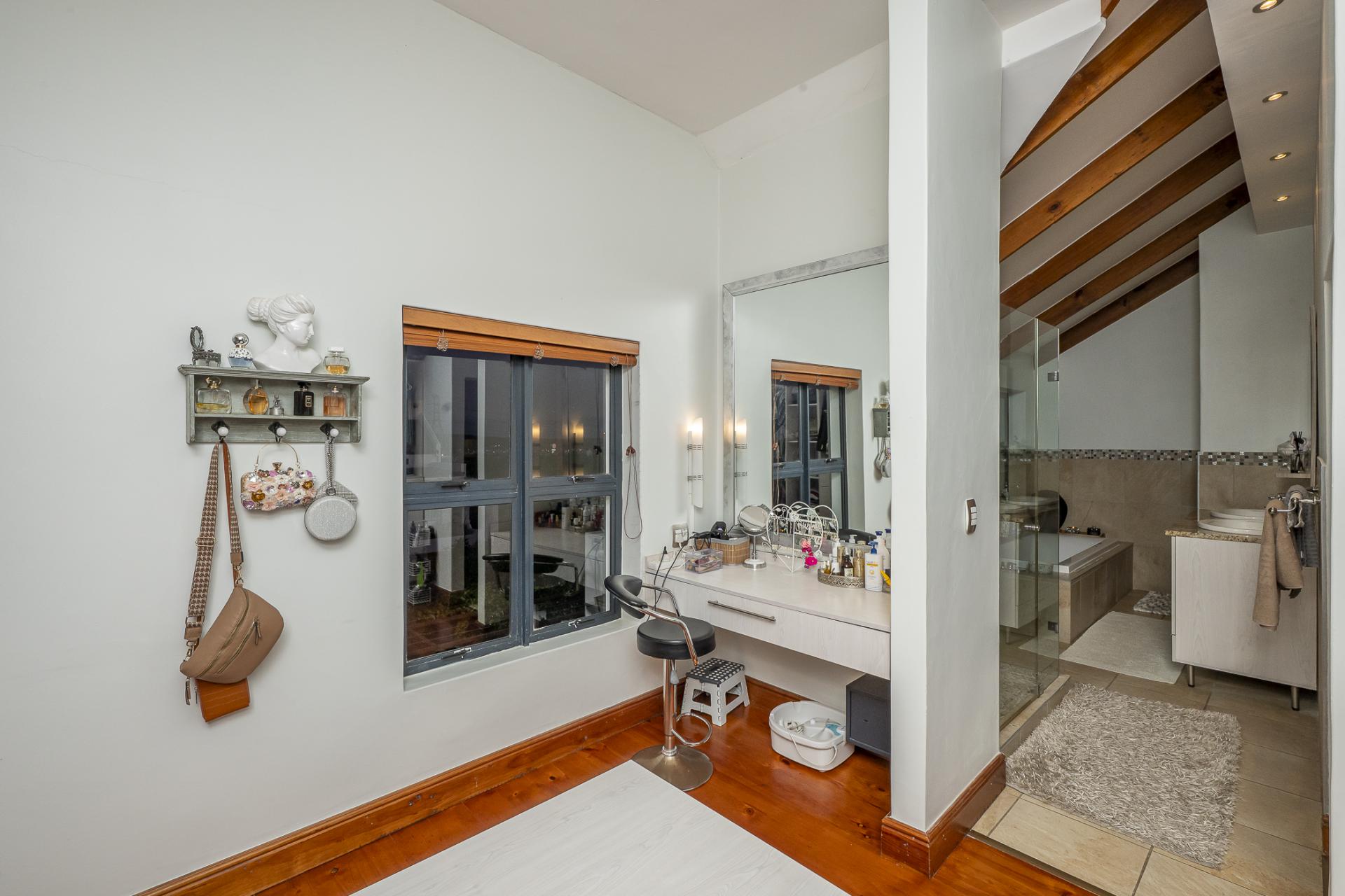  of property in Croydon Vineyard Estate