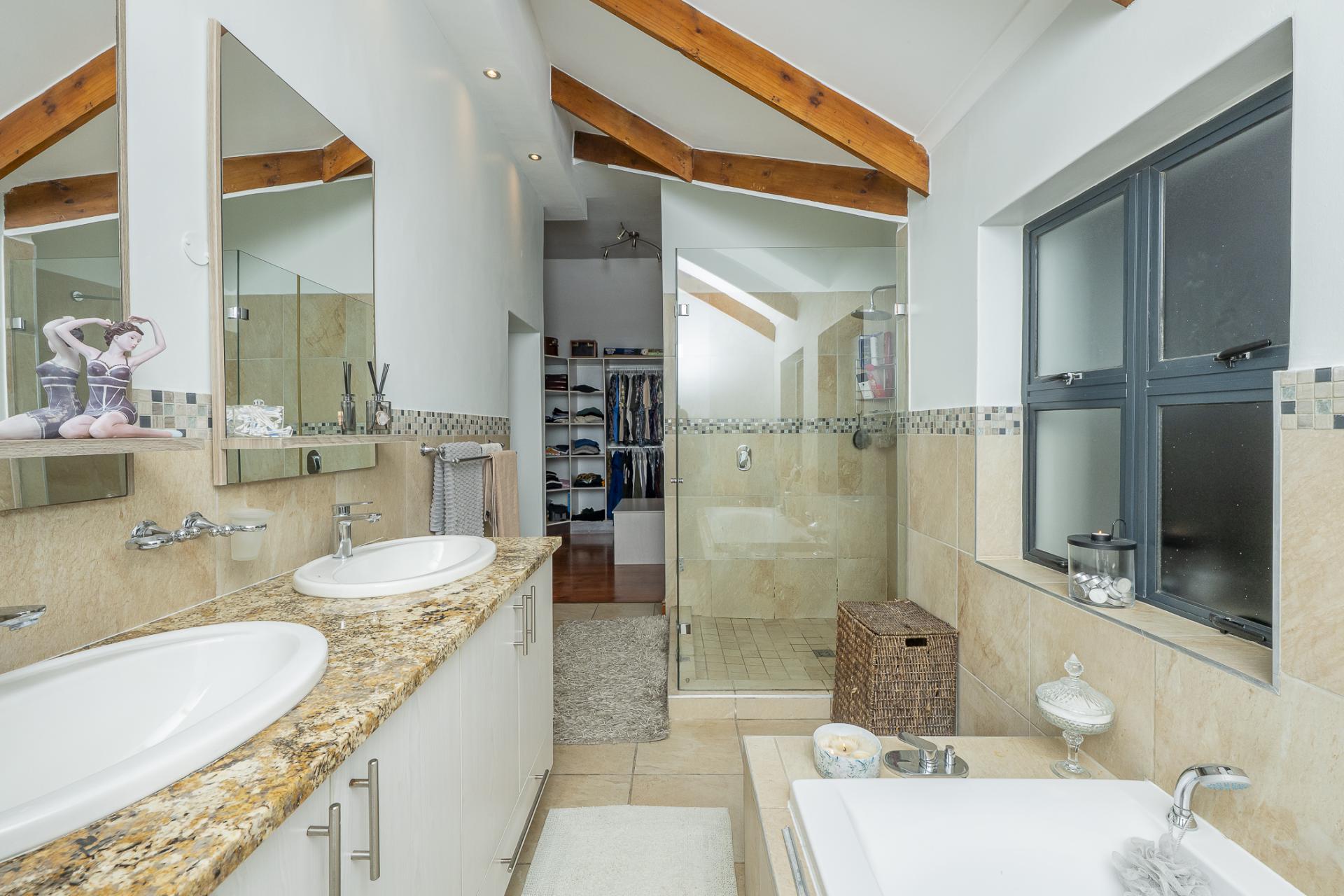  of property in Croydon Vineyard Estate