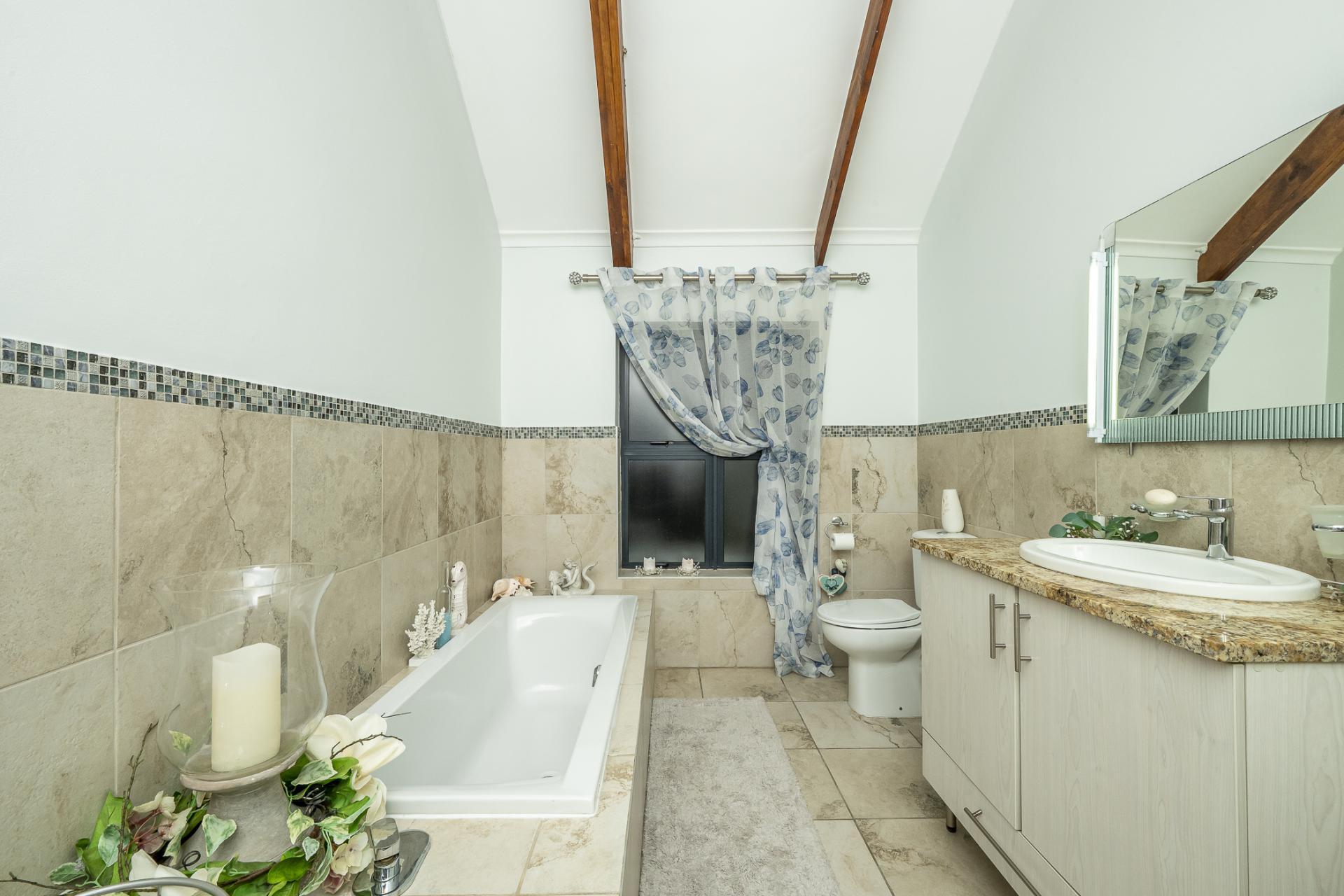  of property in Croydon Vineyard Estate