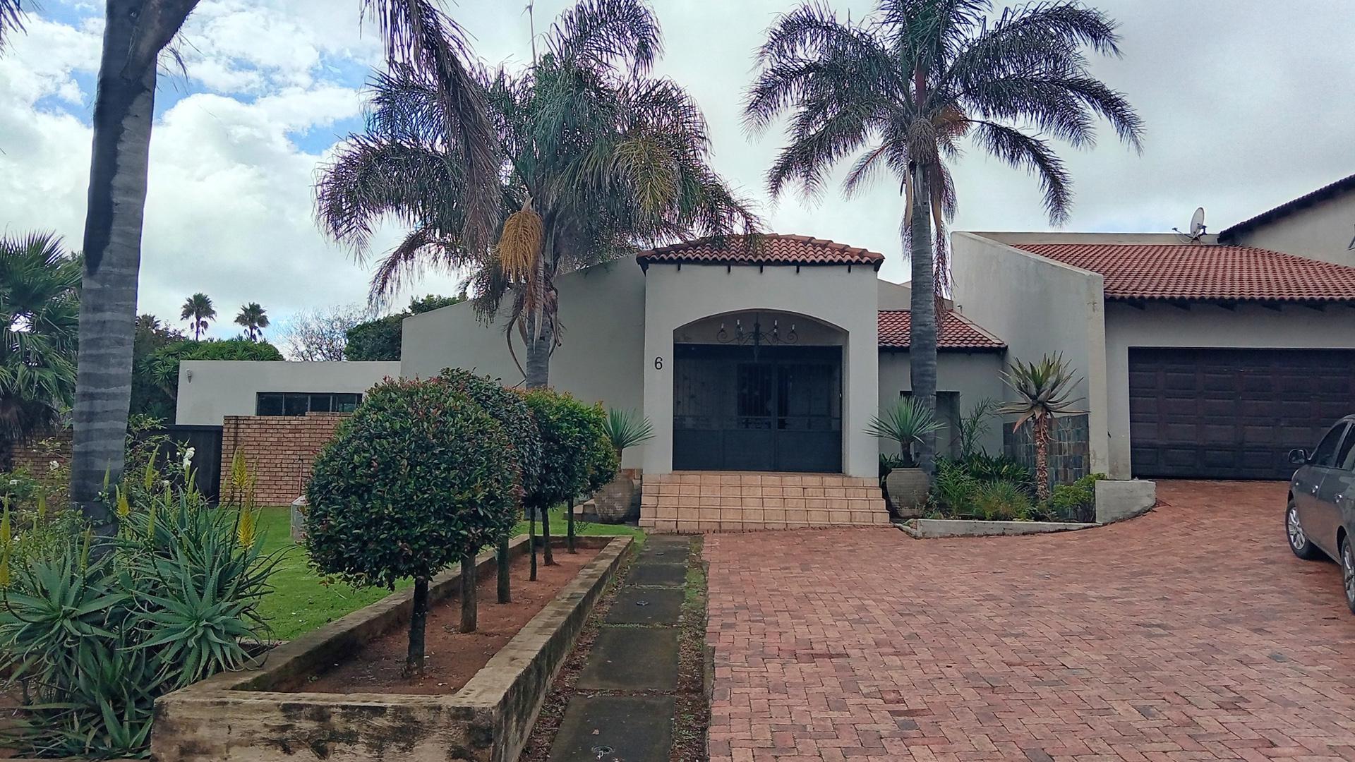 Front View of property in Reyno Ridge