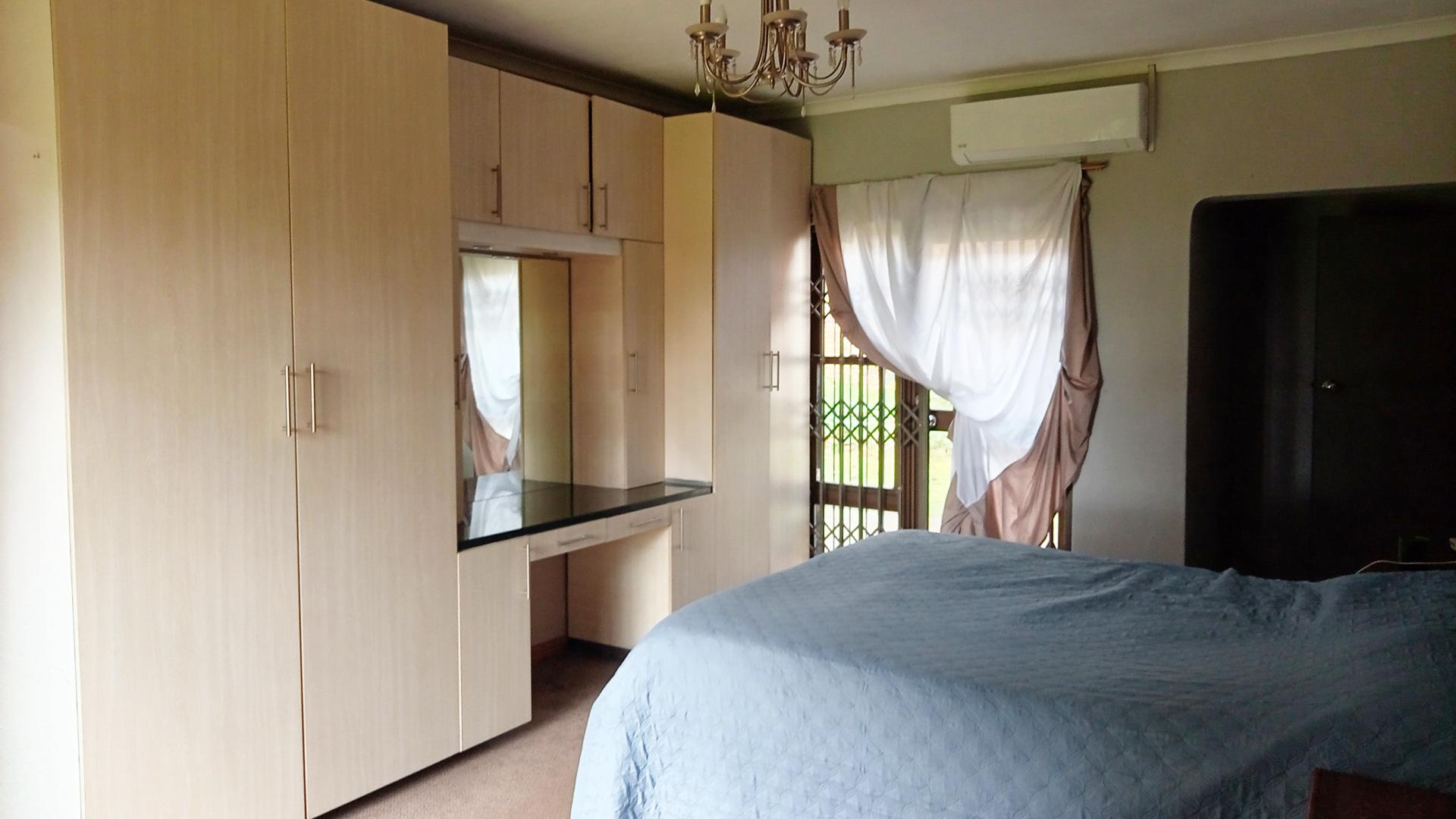Main Bedroom of property in Reyno Ridge